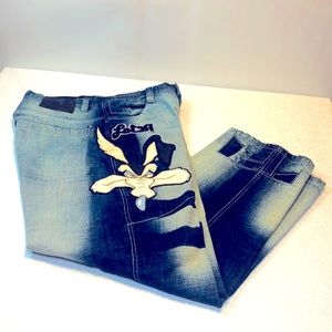Lot 29 Looney Tunes Vintage Jeans size 34